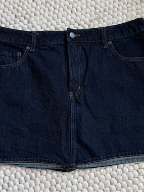 Old Navy Dark Wash Denim Mini Skirt Sz 16 Five Pocket Design